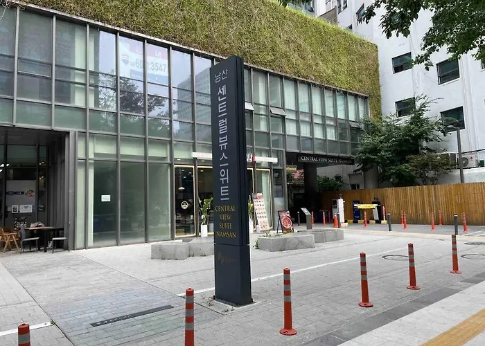 Apartment The Share Myeongdong High Floor & Free Gym #subway Station 3min #myeongdong 10min