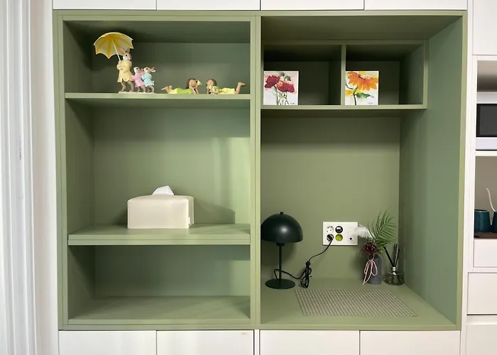 The Share Myeongdong High Floor & Free Gym #subway Station 3min #myeongdong 10min Apartment
